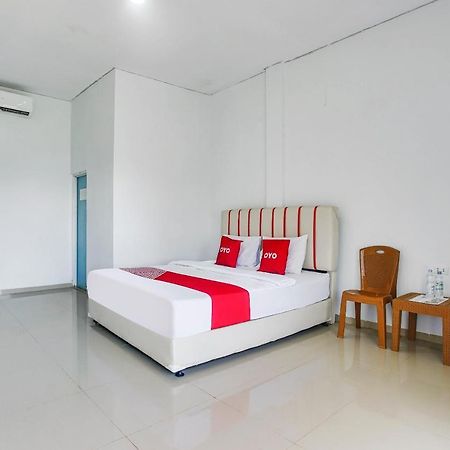 Oyo 2246 Anjung Bang Oking Hotel & Resort Pasarpulaupisang Extérieur photo
